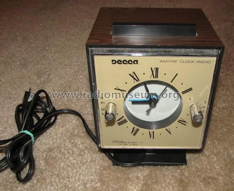 AM/FM Clock Radio DR-323; Decca Records, Inc.; (ID = 1492823) Radio