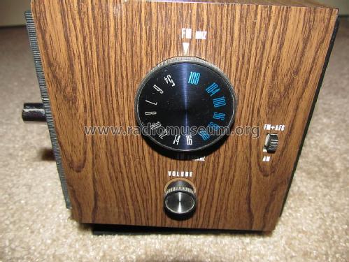 AM/FM Clock Radio DR-323; Decca Records, Inc.; (ID = 1492825) Radio