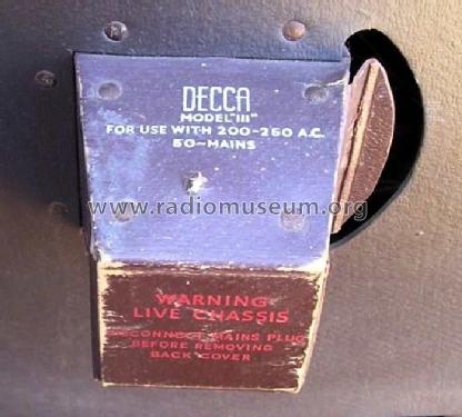 111; Decca Brand, Samuel (ID = 2156779) TV Radio