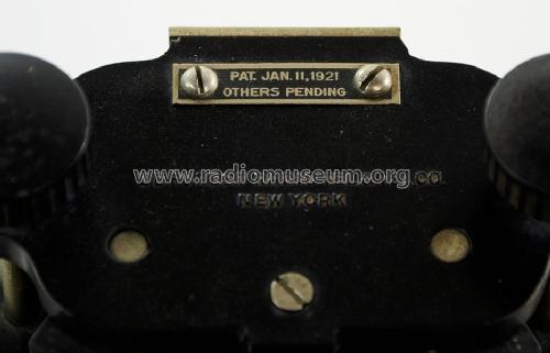 Mounted Triple Coil Mounting LC-101 ; DeForest Radio (ID = 1530362) Radio part