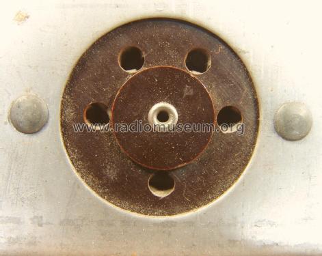 45 ; De Luxe Mfg. Co., (ID = 2785002) Radio
