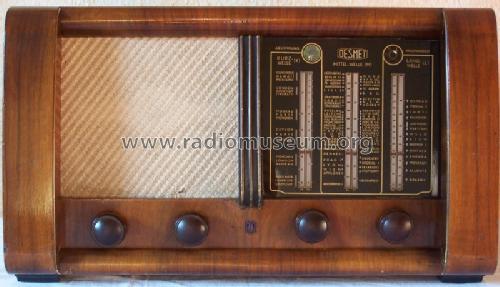 673; Desmet, SGER S.G.E.R (ID = 482524) Radio