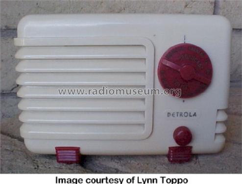 218 Pee-Wee; Detrola; Detroit MI (ID = 50742) Radio