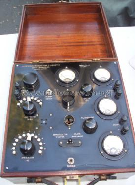 Superadio Vacuum Tube Dynometer ; DeWitt-LaFrance Co. (ID = 1096971) Equipment