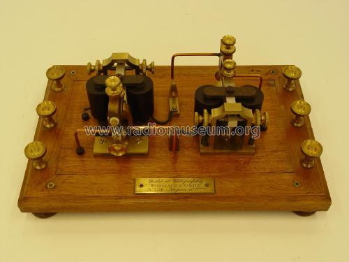 Répéteur Télégraphie bidirectionnel ; Digeon et Cie, Louis (ID = 2053044) Morse+TTY