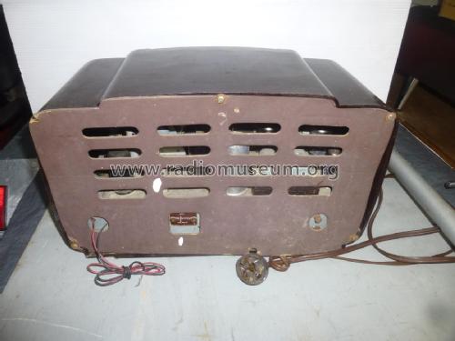 Philco 501B ; Dominion Radio & (ID = 2782877) Radio