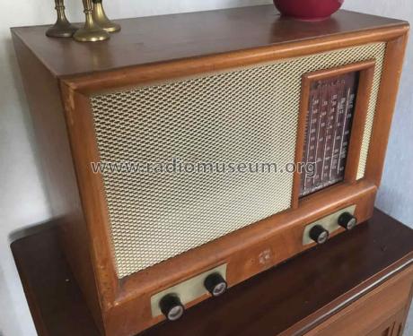 Philco 735; Dominion Radio & (ID = 3106615) Radio