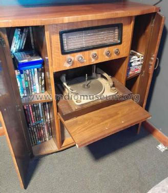 Philco 852; Dominion Radio & (ID = 3052779) Radio