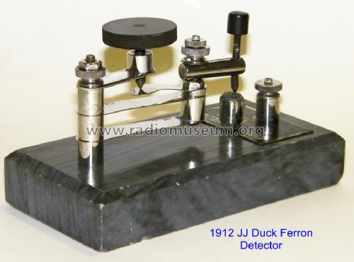 Improved Type Ferron Detector vertical type; Duck Co., J.J. and (ID = 1012449) Radio part