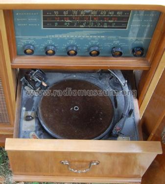 Viking RC-235 ; Eaton Co. Ltd., The (ID = 2286626) Radio