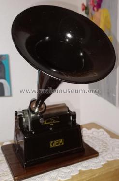 Phonograph GEM A; Edison, Thomas A., (ID = 3105022) TalkingM