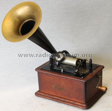 Phonograph Standard B; Edison, Thomas A., (ID = 1359150) TalkingM