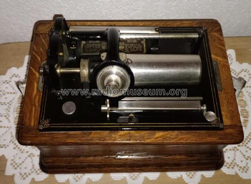 Phonograph Standard C; Edison, Thomas A., (ID = 3104977) TalkingM