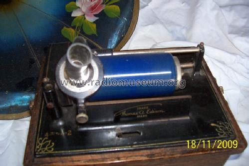 Phonograph Fireside A; Edison, Thomas A., (ID = 734184) TalkingM