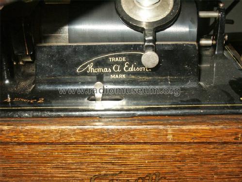 Phonograph Fireside; Edison, Thomas A., (ID = 1033202) TalkingM