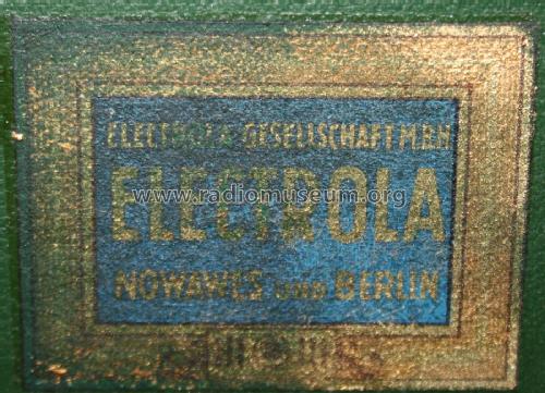 101; Electrola GmbH (ID = 1946047) TalkingM