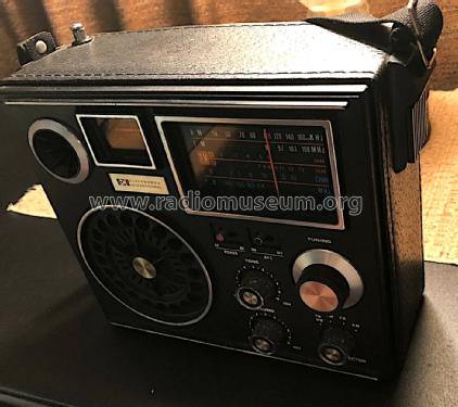 724C ; Electronics (ID = 2672957) Radio