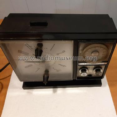 FM-AM Clock Radio R-3900; Elgin Radio Division (ID = 2718672) Radio