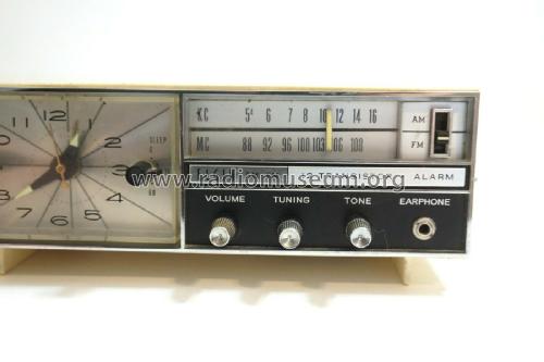 AM-FM 12 Transistor Alarm R-1900; Elgin Radio Division (ID = 2508276) Radio