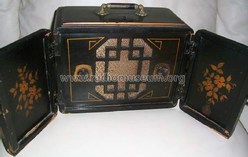 321AW Chinese Chest 'Oriental Garden' ; Emerson Radio & (ID = 242735) Radio