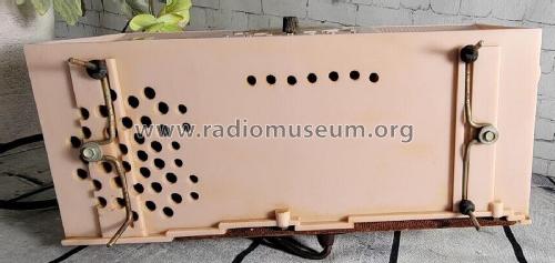 824 Series D; Emerson Radio & (ID = 2914968) Radio