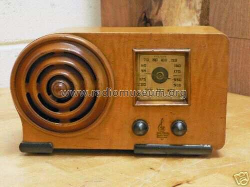 AX-212 'Bullseye' Ch= AX; Emerson Radio & (ID = 240756) Radio