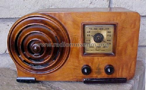 AX-212 'Bullseye' Ch= AX; Emerson Radio & (ID = 49189) Radio