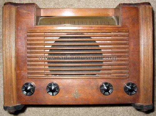 FP422 Ch= FP; Emerson Radio & (ID = 1264968) Radio