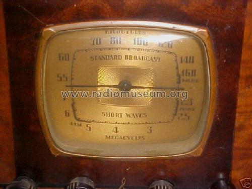 L-141 Ch= L; Emerson Radio & (ID = 105866) Radio