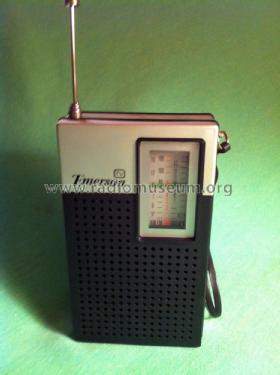 P4400 ; Emerson Radio & (ID = 1197334) Radio