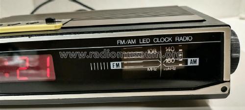 RED5500; Emerson Radio & (ID = 2913843) Radio