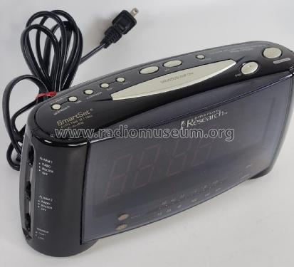 Research SmartSet Dual Alarm AM/FM Clock Radio Radio Emerson Radio ...