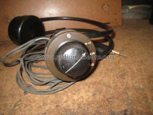 Headphones ; Ericsson Telephones (ID = 1816194) Parleur