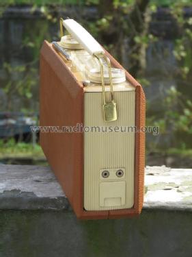 RP765.2; Erres, Van der Heem (ID = 2897433) Radio