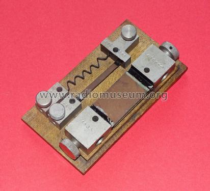 Triple Current-Measuring shunt Resistor 479651; Everett, Edgcumbe (ID = 3069058) Equipment