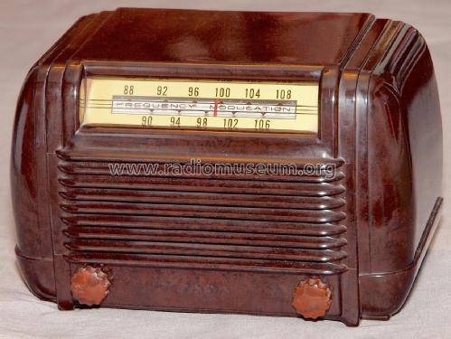 795 FM-Tuner Radio Fada Radio & Electric Co.; Long Island NY, build ...