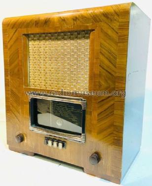 702; Ferguson Brand, (ID = 2697368) Radio