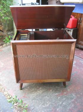 202 Series ; Fisher Radio; New (ID = 1351971) Radio