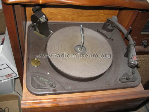 Custom Electra II 'The Normandy' K-100; Fisher Radio; New (ID = 858798) Radio