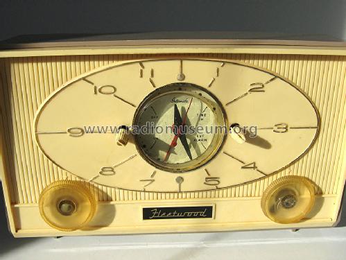 Fleetwood 5072 ; Electrical Products (ID = 1195294) Radio