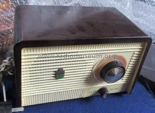 477; Fleetwood brand of C (ID = 2886632) Radio