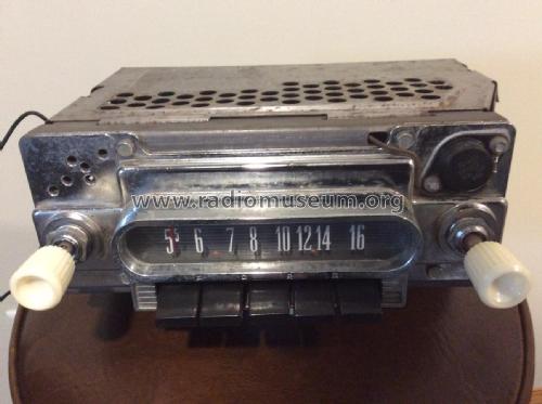 04BE ; Ford Motor Co. (ID = 2631854) Car Radio