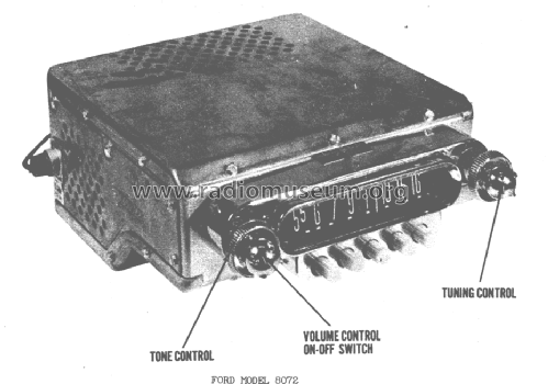 8072 8A-18805-A; Ford Motor Co. (ID = 1386464) Car Radio