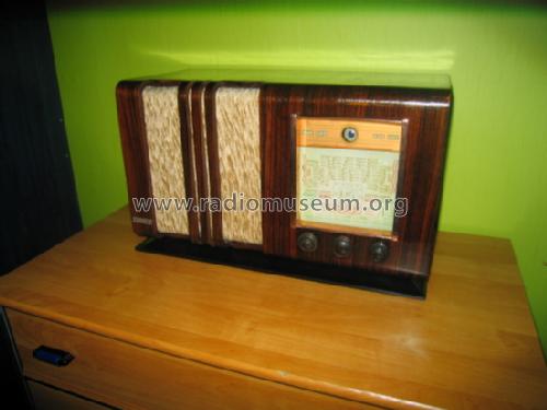 20; Fornett, Buisson, Le (ID = 1108127) Radio