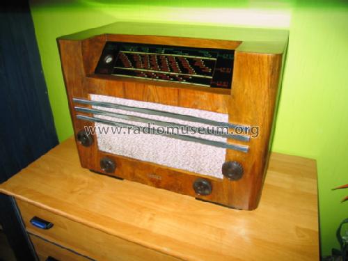 SG100; Fornett, Buisson, Le (ID = 1245687) Radio