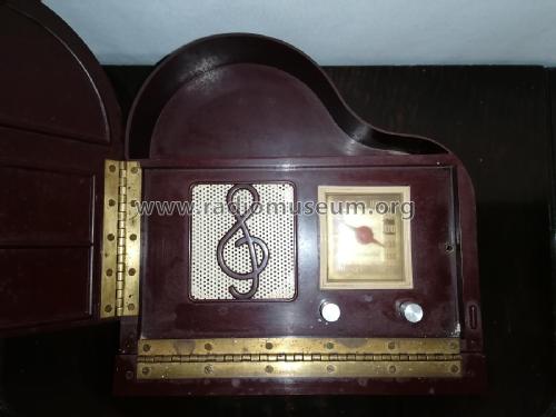 Grand Piano Radio Continental ; Franklin, L.K., Co., (ID = 2730493) Radio