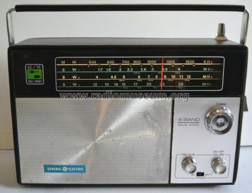 4 Band Solid State TR-147G; General Electric- (ID = 2631337) Radio