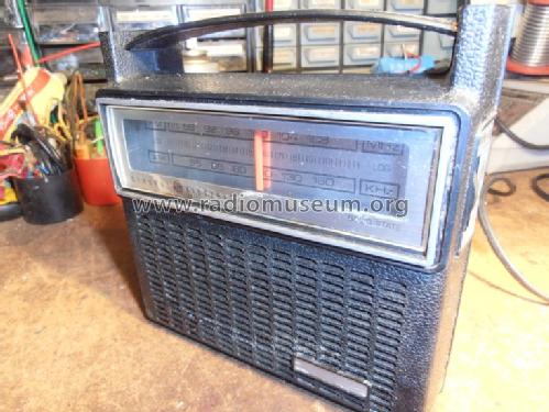 EE7-2810 F; General Electric (ID = 1254524) Radio