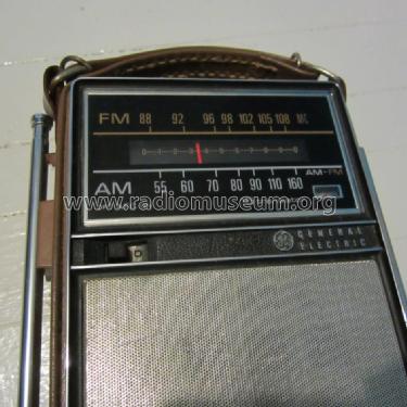 15 Transistor P975F Radio General Electric Co. GE; Bridgeport CT 