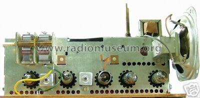 560 ; General Electric Co. (ID = 409624) Radio